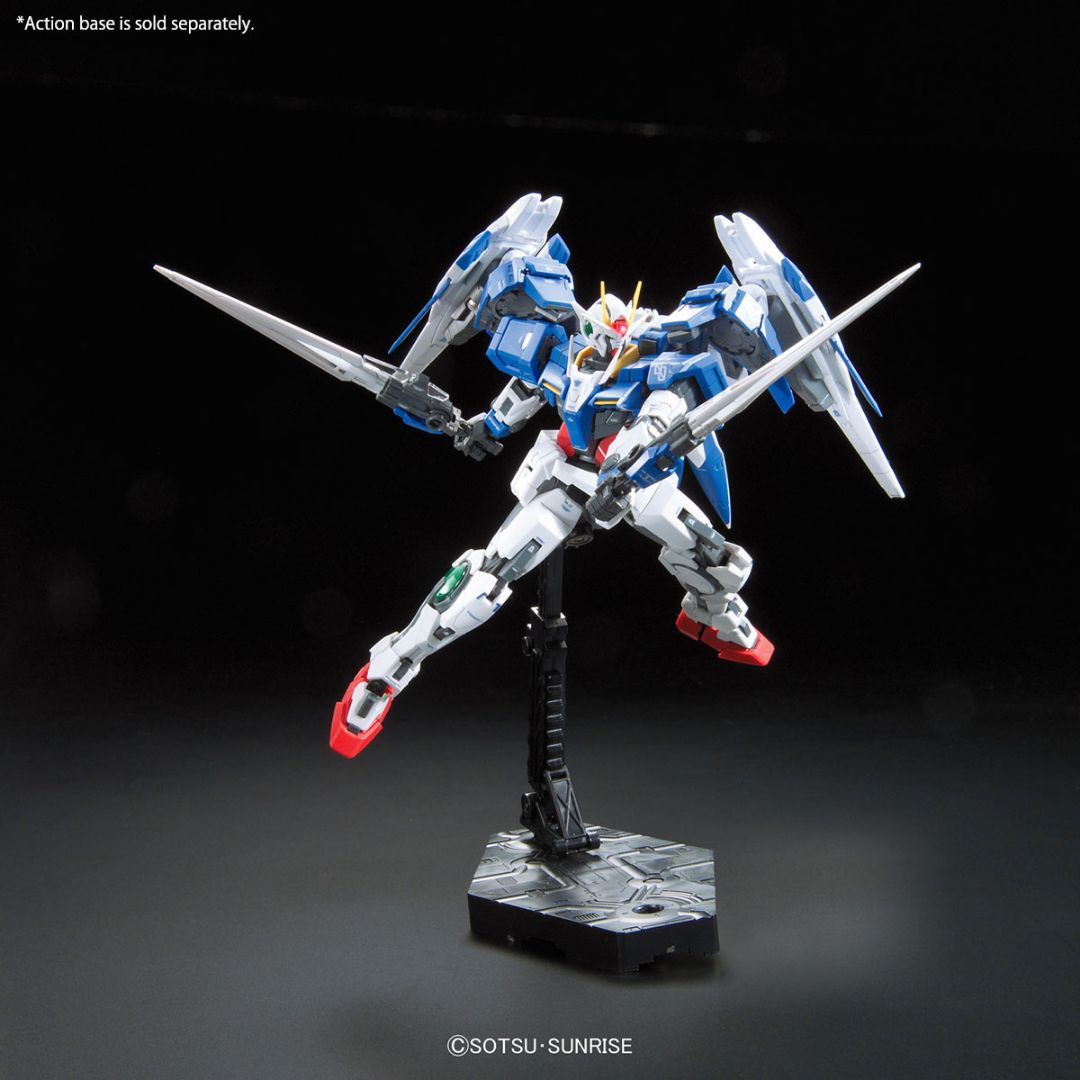 Bandai RG 1/144 No.18 Gundam OO Raiser + GNR 010