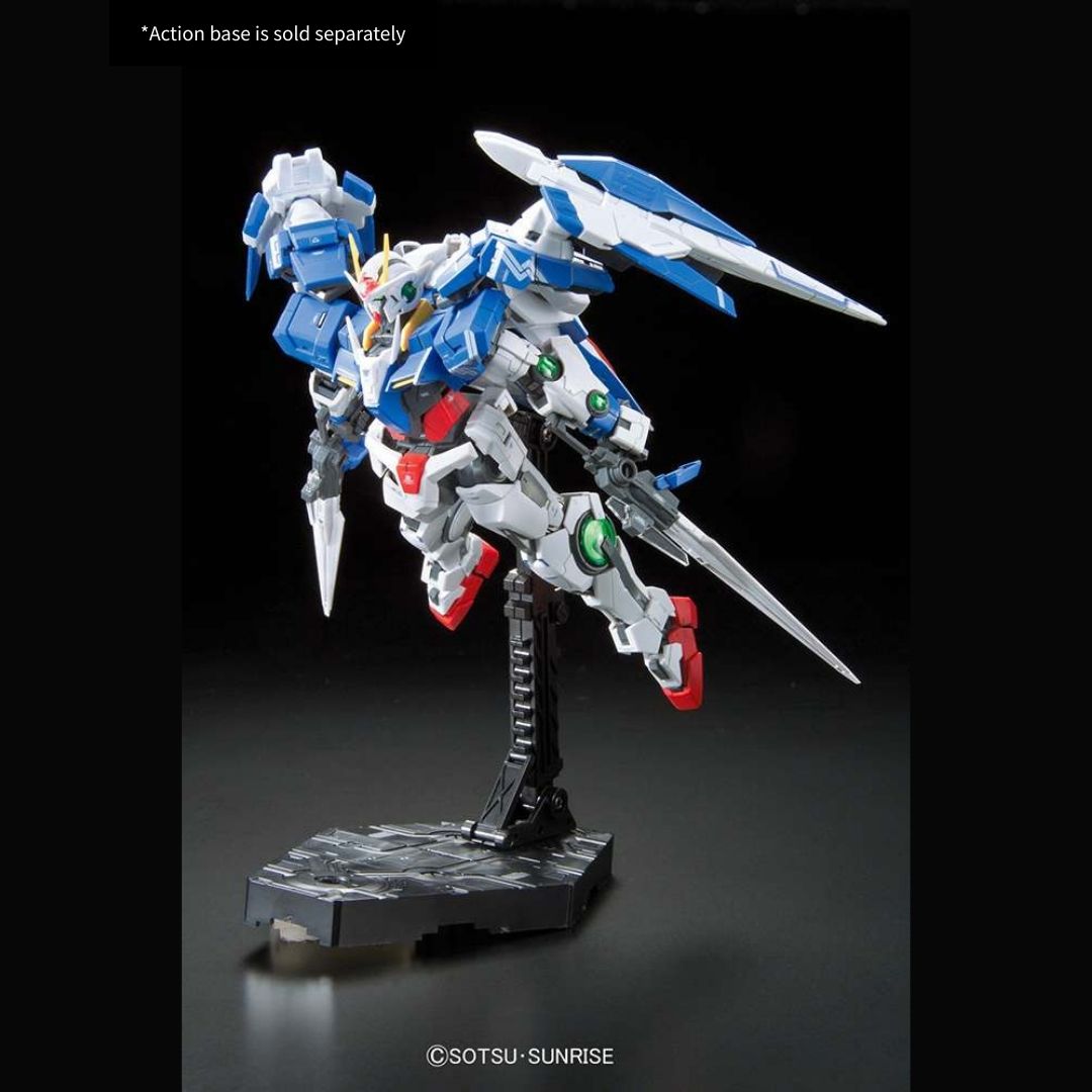 Bandai RG 1/144 No.18 Gundam OO Raiser + GNR 010