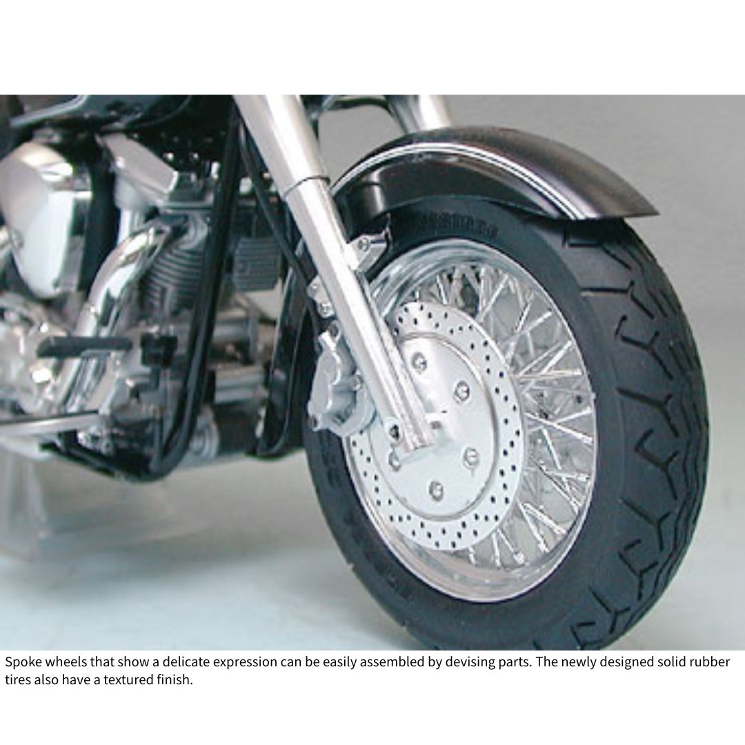 TAMIYA 1/12 Yamaha XV1600 Road Star (14080)