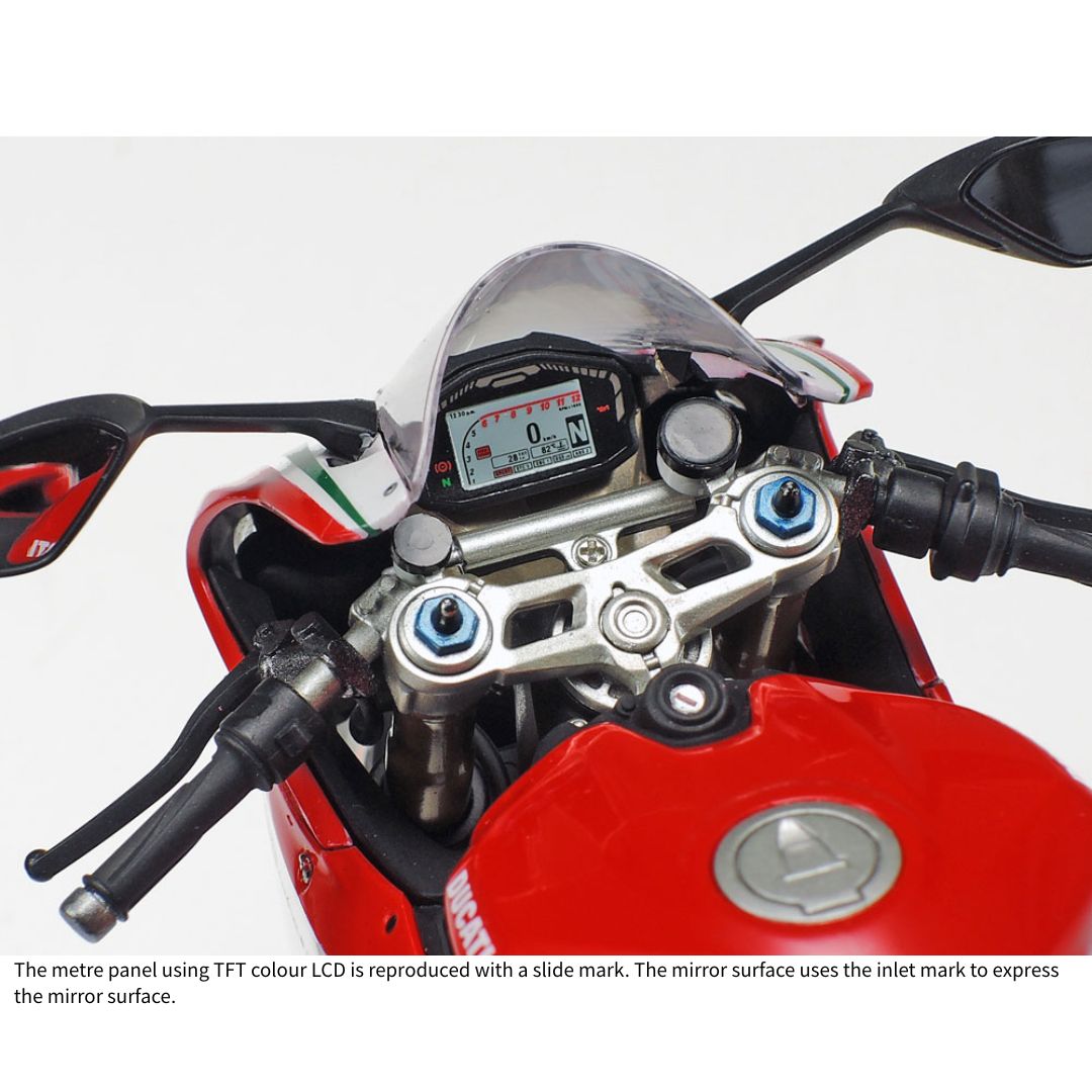 TAMIYA 1/12 Ducati 1199 Panigale S Tricolore (14132)