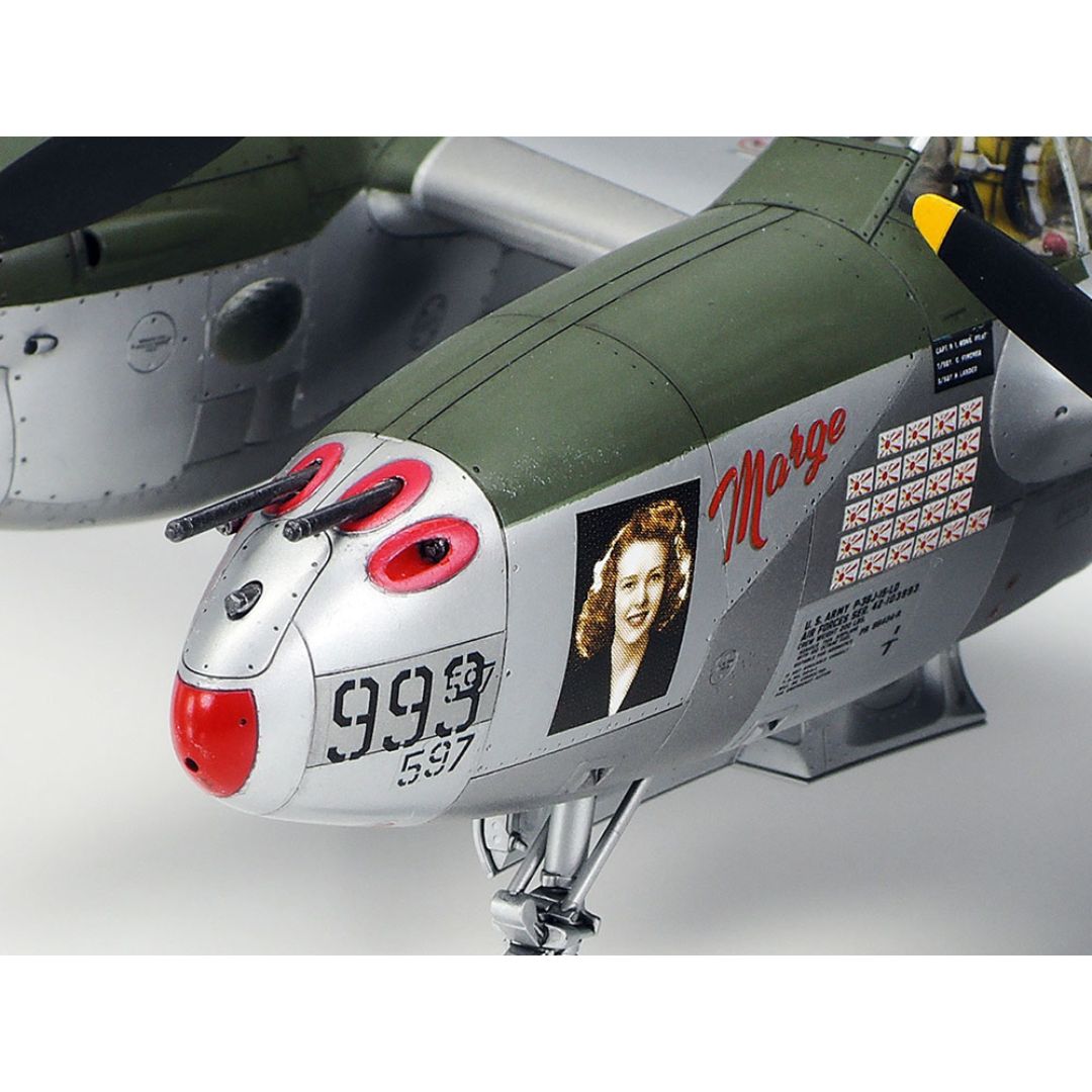 TAMIYA 1/48 Lockheed¨ P-38¨J Lightning (61123)