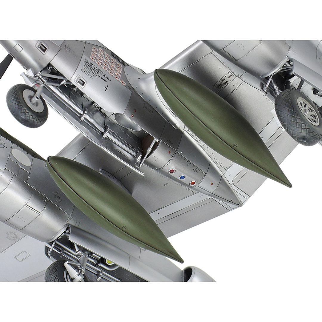 TAMIYA 1/48 Lockheed¨ P-38¨J Lightning (61123)