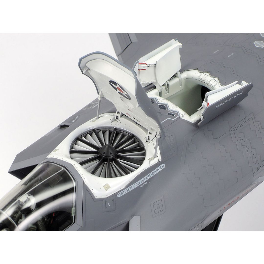 TAMIYA 1/48 Lockheed Martin¨ F-35¨B Lightning II¨ (61125)