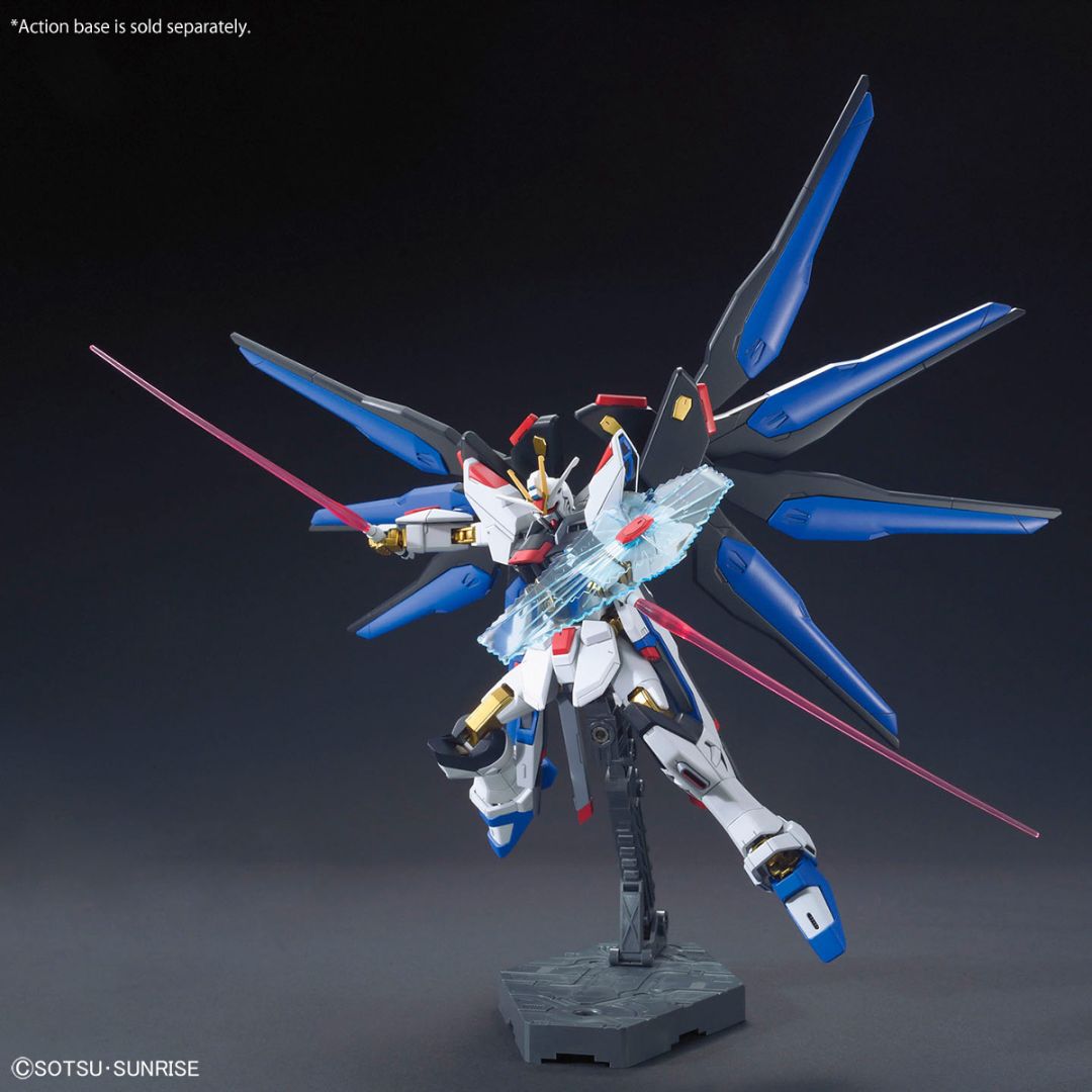 Bandai HGCE 1/144 ZGMF-X20A Strike Freedom Gundam #201