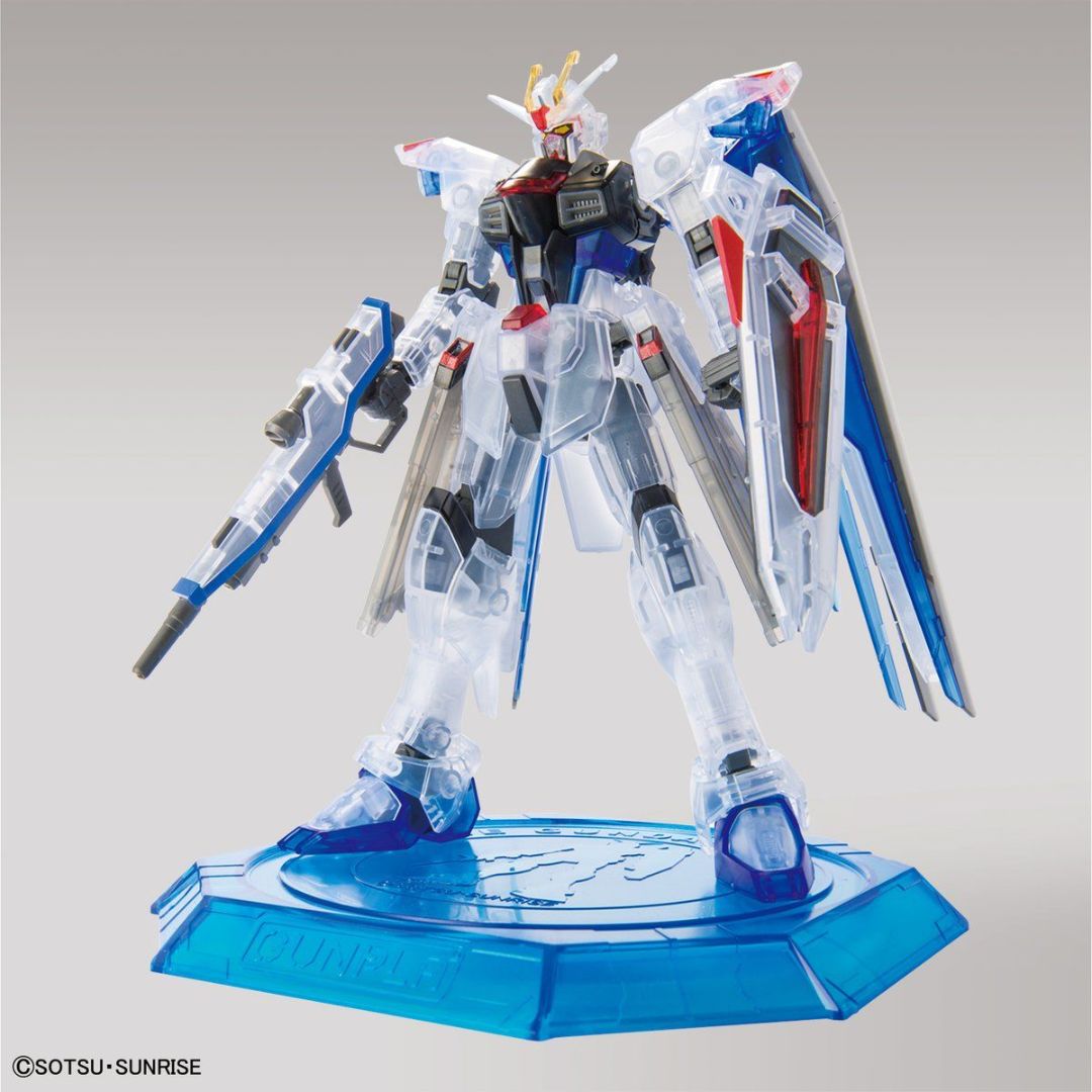 Bandai The Gundam Base Limited HGCE 1/144 FREEDOM GUNDAM (Clear Color)