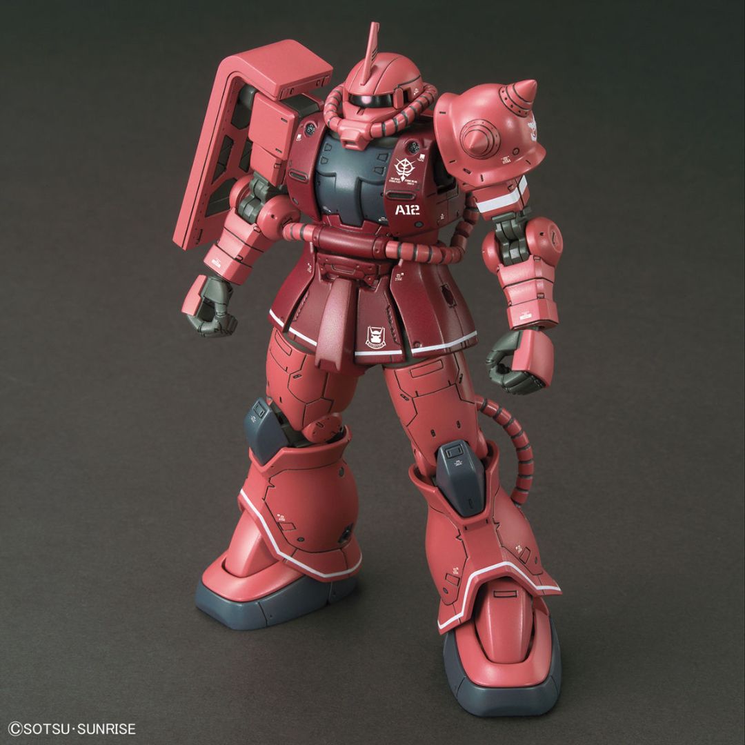 Bandai HG 1/144 MS-06S Zaku II Principality of Zeon Char Aznable's Mobile Suit (Red Comet Version)