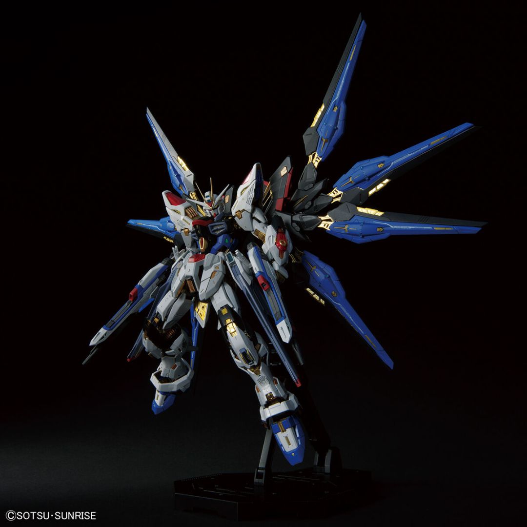 Bandai MGEX 1/100 ZGMG-X20A GUNDAM STRIKE FREEDOM