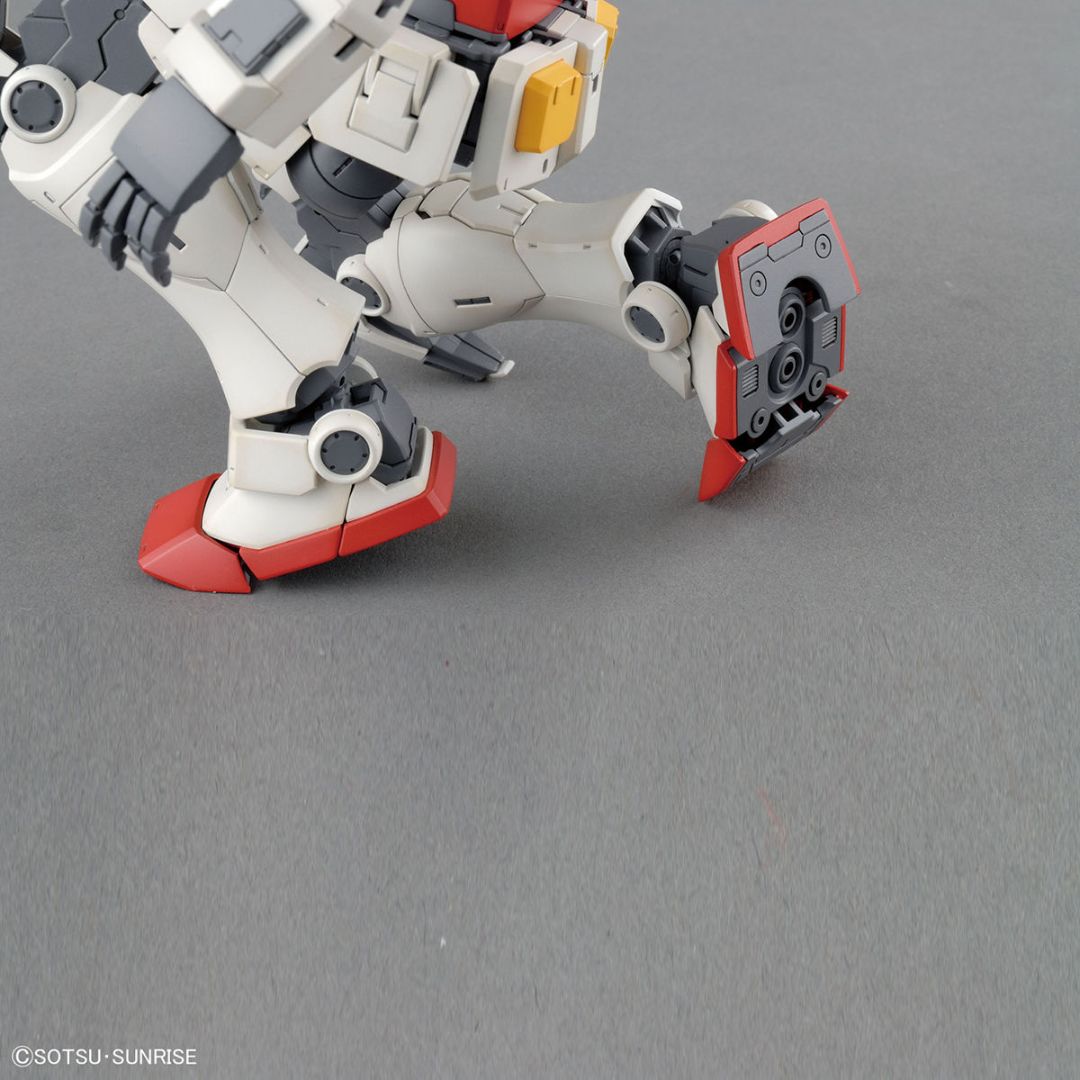Bandai MG 1/100 RX-78-2 Gundam The Origin
