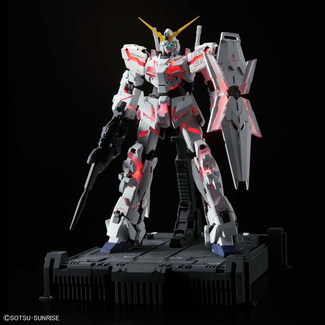 Bandai MG 1/100 RX-0 Full Armor Unicorn Gundam Ver.Ka