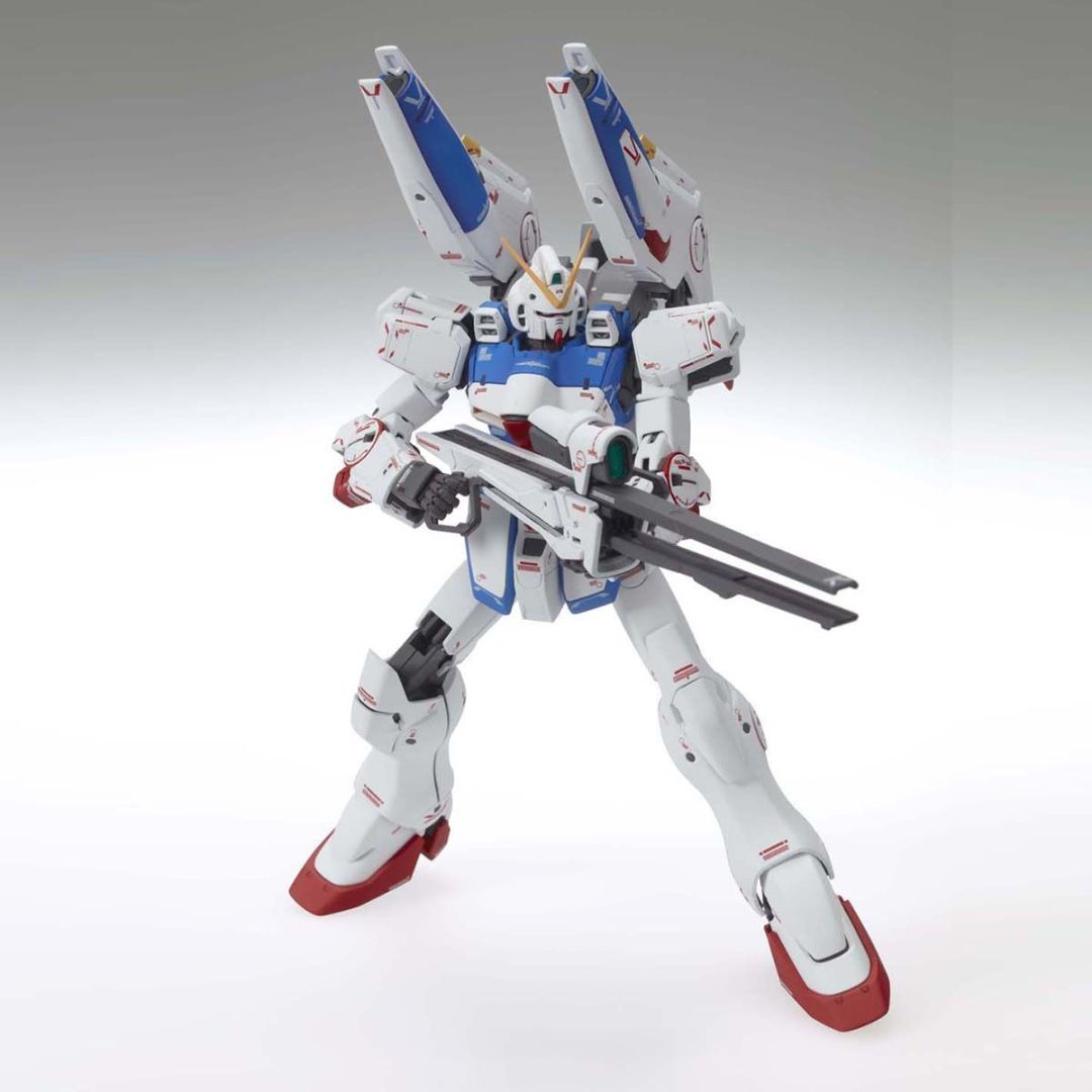 Bandai MG 1/100 Victory Gundam Ver. Ka