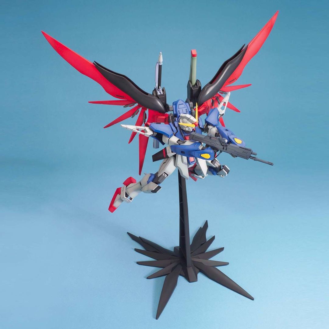 Bandai MG 1/100 ZGMF-X42S Destiny Gundam