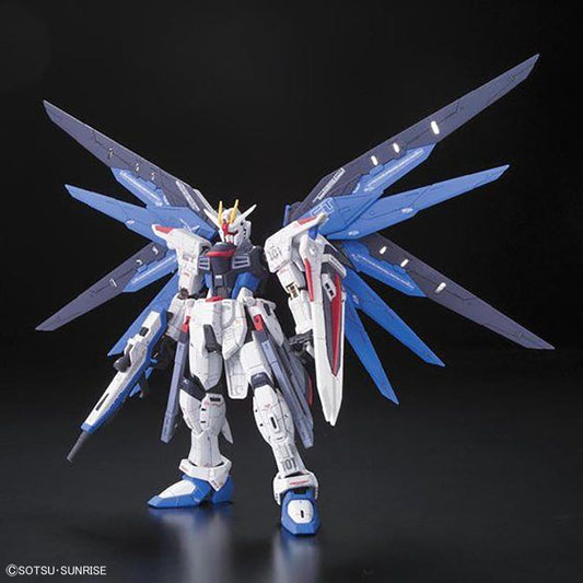 Bandai RG 1/144 No.05 Freedom Gundam