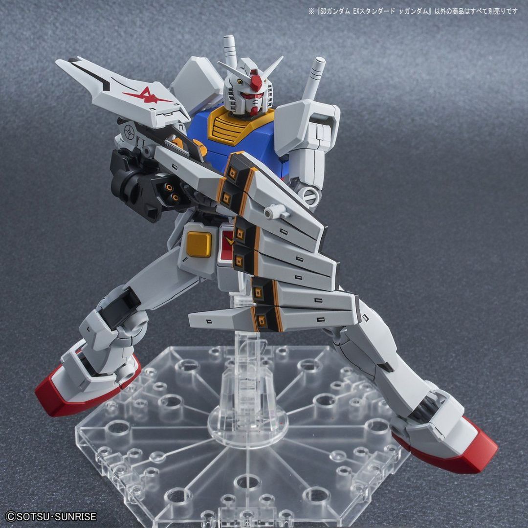 Bandai SD Gundam Ex-Standard 016 Nu Gundam