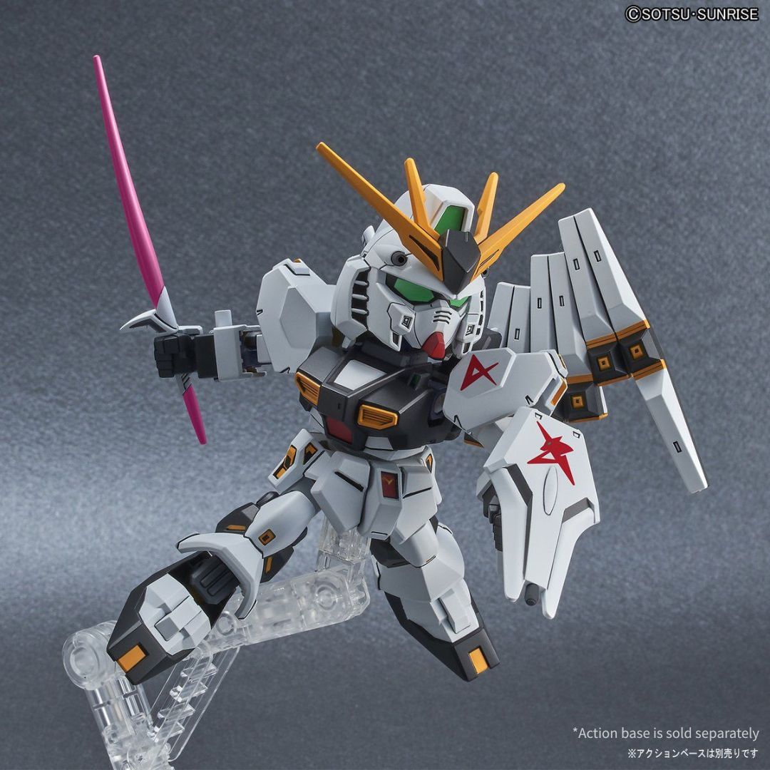 Bandai SD Gundam Ex-Standard 016 Nu Gundam