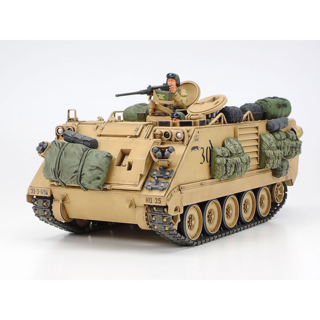 TAMIYA 1/35 U.S. M113A2 Armored Personnel Carrier Desert Version (35265)