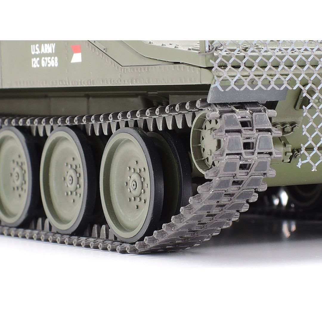 TAMIYA 1/35 U.S. Airborne Tank M551 Sheridan (Vietnam War) (35365)